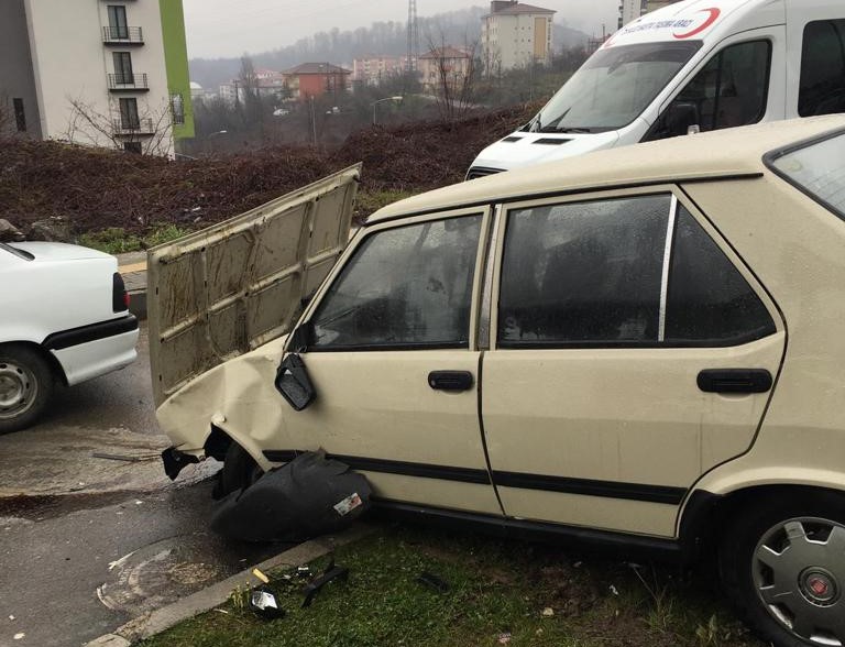 Ereğli’de Trafik Kazası: 2 Yaralı