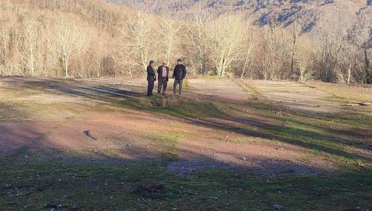 30 yıl önce açılan petrol kuyusunun yeniden açılmasını bekliyorlar