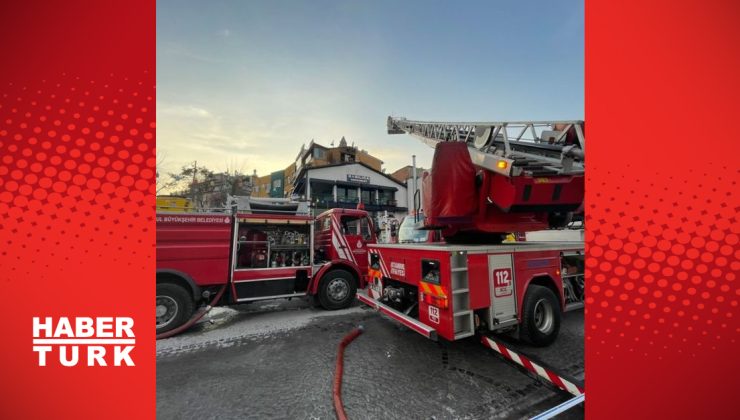 İş yerinin çatı katında çıkan yangın söndürüldü