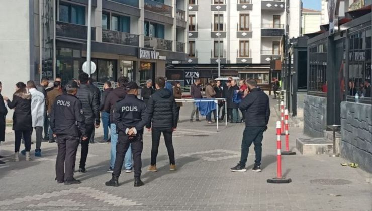 Yine kadın cinayeti! Eşini sonra da kendini vurdu