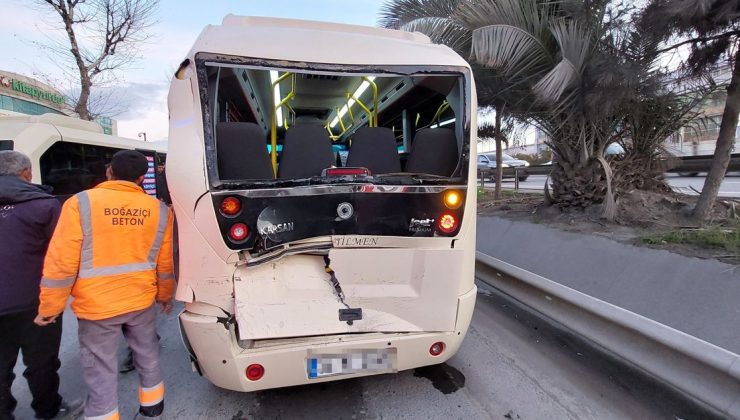 Yolcu indiren minibüse beton mikseri çarptı!