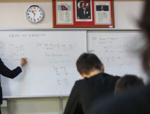 45 bin yeni öğretmen ataması 8 Mayıs’ta yapılacak: Branşlar belli oldu