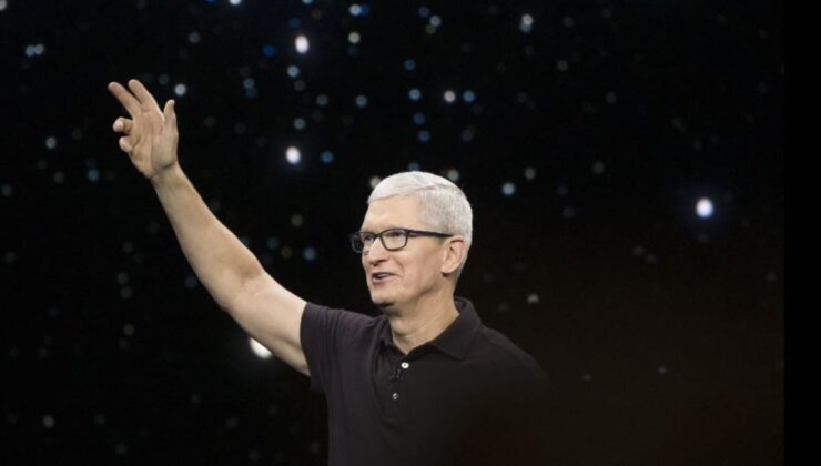 Apple’ın CEO’su Tim Cook, Çin’i ziyaret etti