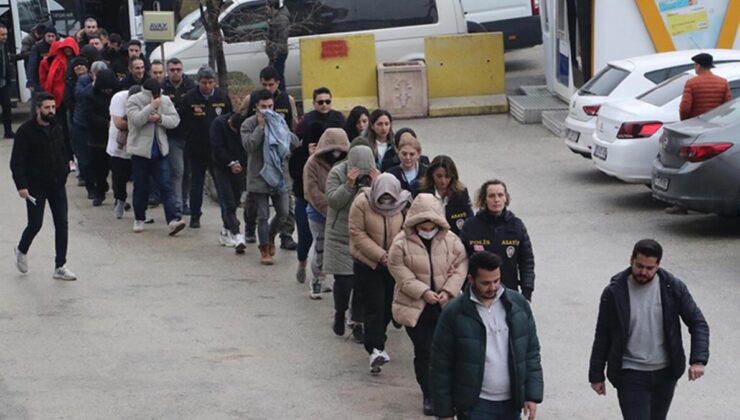 Araç sigortası yaptıracaklar dikkat! 1288 kişiyi böyle dolandırdılar… 24 kişi gözaltında