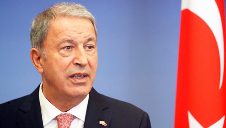 Bakan Hulusi Akar: Deprem bölgesinde günlük 160 bin kişilik yemek kapasitesine ulaştık