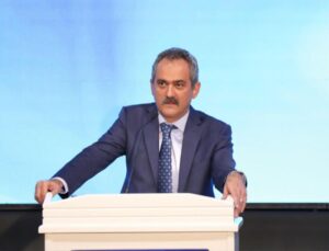 Bakan Özer: Deprem bölgesinden 202 bin 817 öğrenci nakledildi