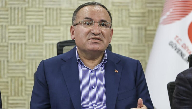 Bekir Bozdağ: AK Parti iktidarında kimse başörtüsü zulmünü hortlatamaz