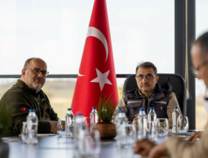 Enerji ve Tabii Kaynaklar Bakanı Fatih Dönmez, yerli gazın sisteme gireceği tarihi açıkladı