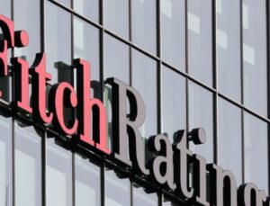 Fitch seçim sonrası kur riskine dikkat çekti