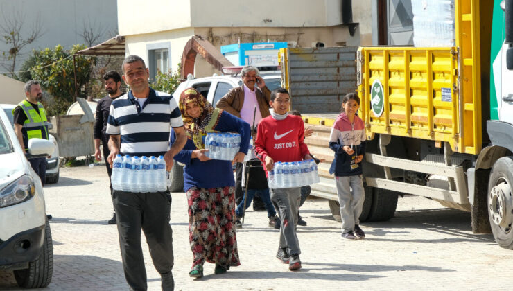 Hatay’a Uludağ suyu yetiştirildi! 10 tır su dağıtıldı