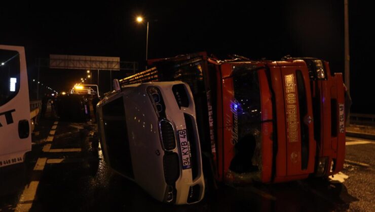 Kayseri’de feci kaza: Yanan tırın sürücüsünü polis kurtardı