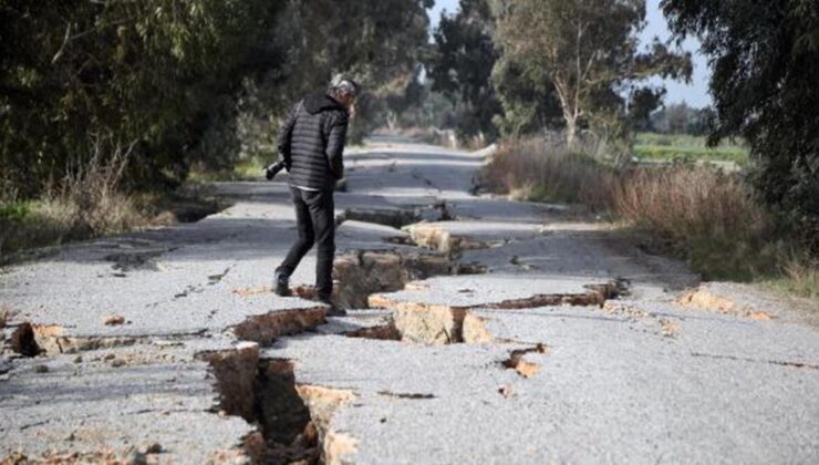 Kuş cennetindeki yolun 2 kilometresi depremde yarıldı