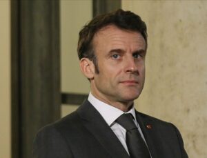 Macron: Emeklilik reformu mutlu etmiyor ama yapmak zorundayım