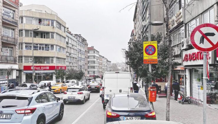 Tahliye yolu sağlı sollu araç dolu