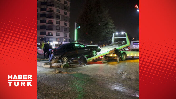 Üç otomobilin karıştığı kazada 5 kişi yaralandı