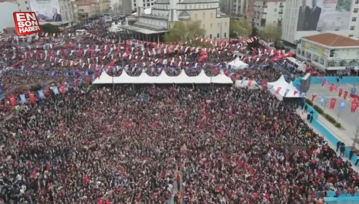 Cumhurbaşkanı Erdoğan’a Bağcılar’da coşkulu karşılama