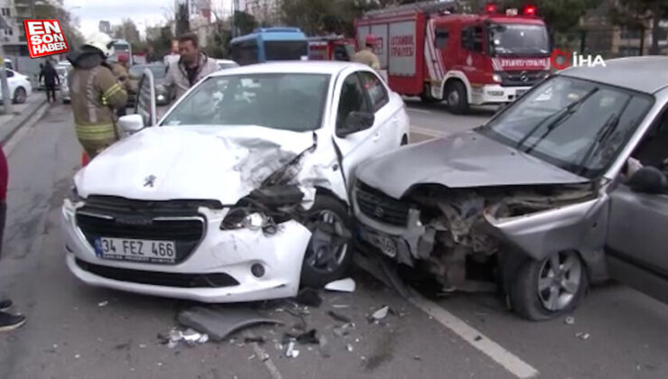 Kartal’da iki arabanın çarpıştığı feci kaza