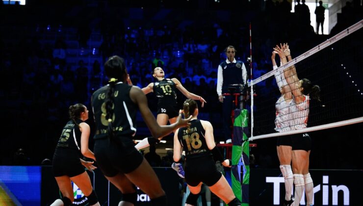 Eczacıbaşı’nı yenen VakıfBank, CEV Şampiyonlar Ligi’ni kazandı