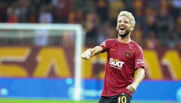 Galatasaray, Dries Mertens’in kontratını yeniledi