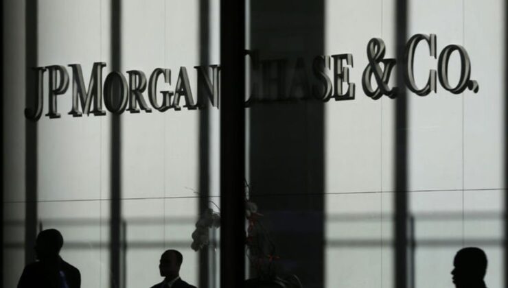 JPMorgan’dan hisse yerine altın ve nakit tavsiyesi