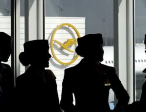 Lufthansa, bu yıl 8 bin kişiyi daha işe almayı planlıyor