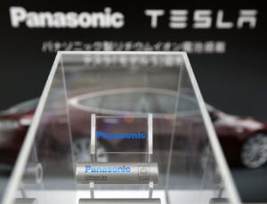 Tesla tedarikçisi Panasonic pil kapasitesini dörde katlayacak