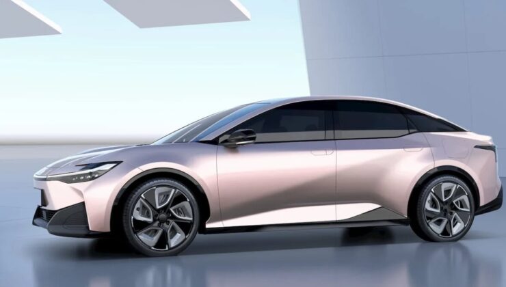 Toyota, tam elektrikli araba üretmeye odaklanmayacak