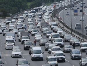 Trafiğe kaydı yapılan taşıt sayısı Nisan’da azaldı