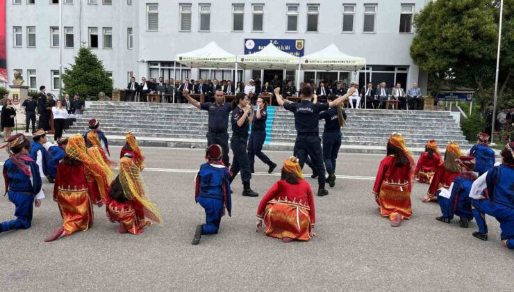 Jandarma 184’üncü yıldönümünü harmandalıyla kutladı