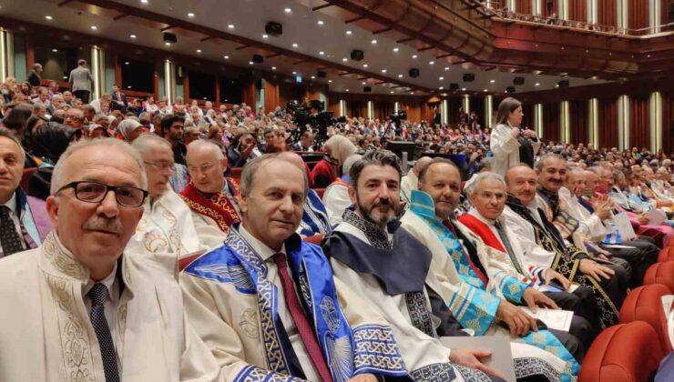 BARÜ senatosu Külliye’de