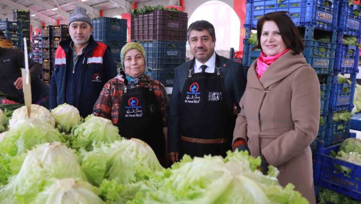 Pazar yeri modern pazarcılar şık oldu