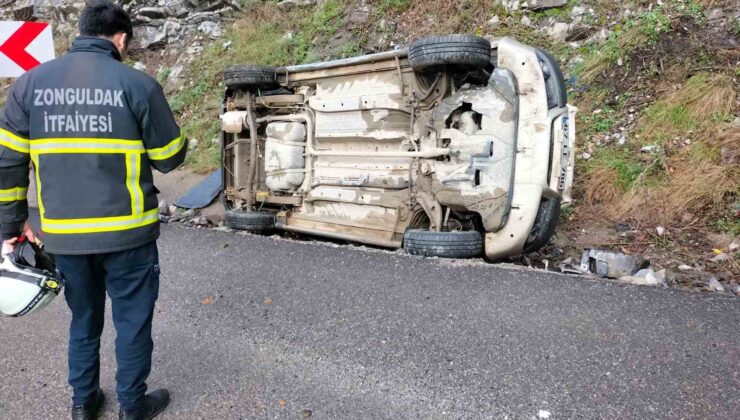 Kontrolden çıkan araç devrildi; 2 yaralı