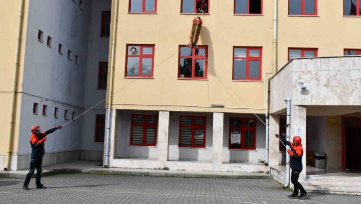 Safranbolu’da deprem tatbikatı yapıldı