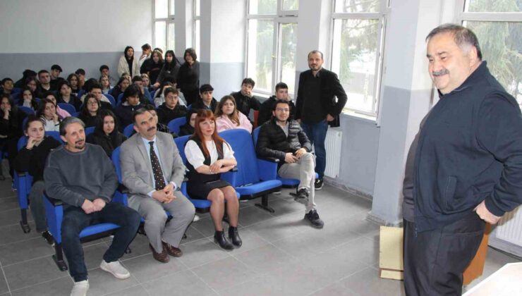 Ünlü sanatçı Çelebi’den çocuklara tecrübelerini aktardı