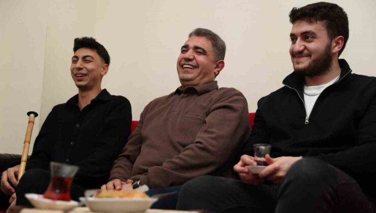 Vali Aslan, üniversite öğrencileriyle bir araya geldi