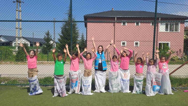 Gönüllerince eğlendiler halat çektiler, çuvalla koştular