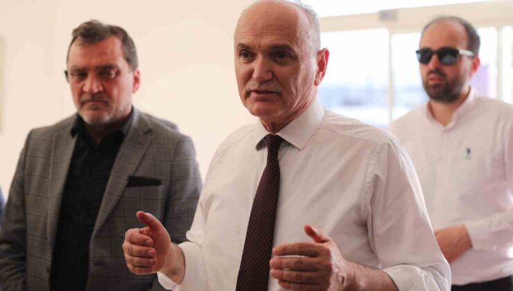 Özlü, Düzcesporlu futbolculardan 5 galibiyet istedi