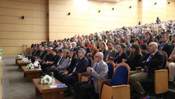 Turan; “Bugün Rus Milliyetçiliğinin gelecek sevdası yeniden bir Bizans olmaktır”