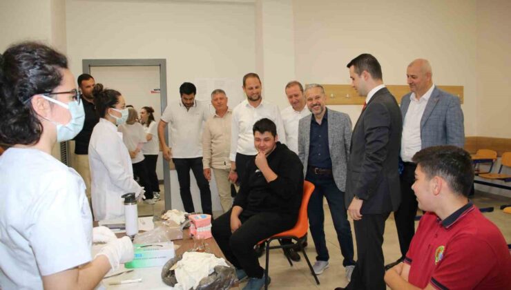 Öğrencilere diş sağlığı taraması yapıldı