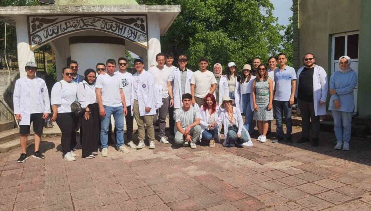 Sağlık turnesinde vatandaşlar bilgilendirildi