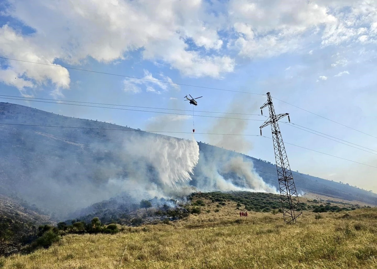 Arnavutluk’a AB’den yangın söndürme uçağı desteği