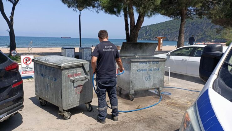 Bartın’da sinek ve larva mücadelesi sürüyor