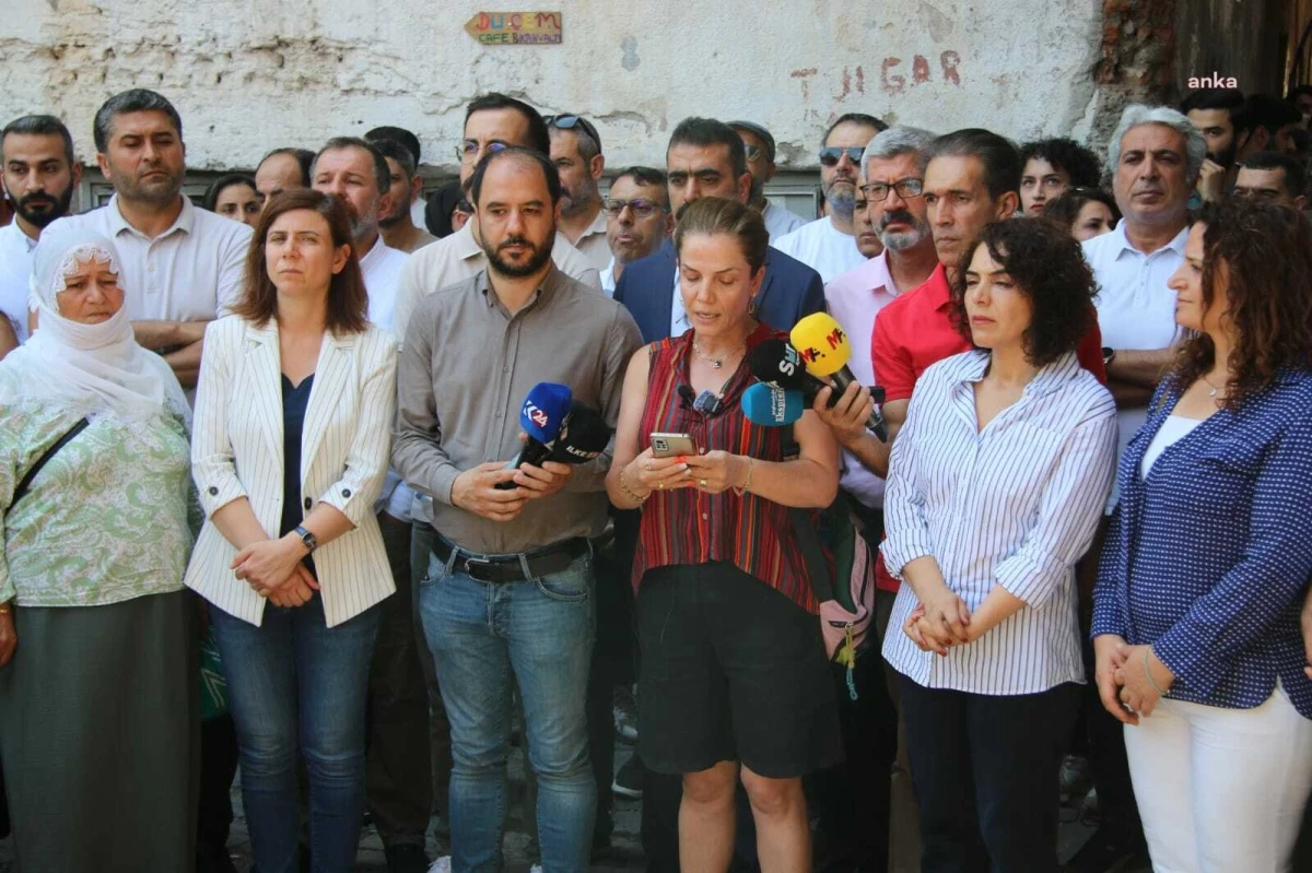 Diyarbakır’da CHP Milletvekili Türkan Elçi’nin ailesine silahlı saldırıya tepki