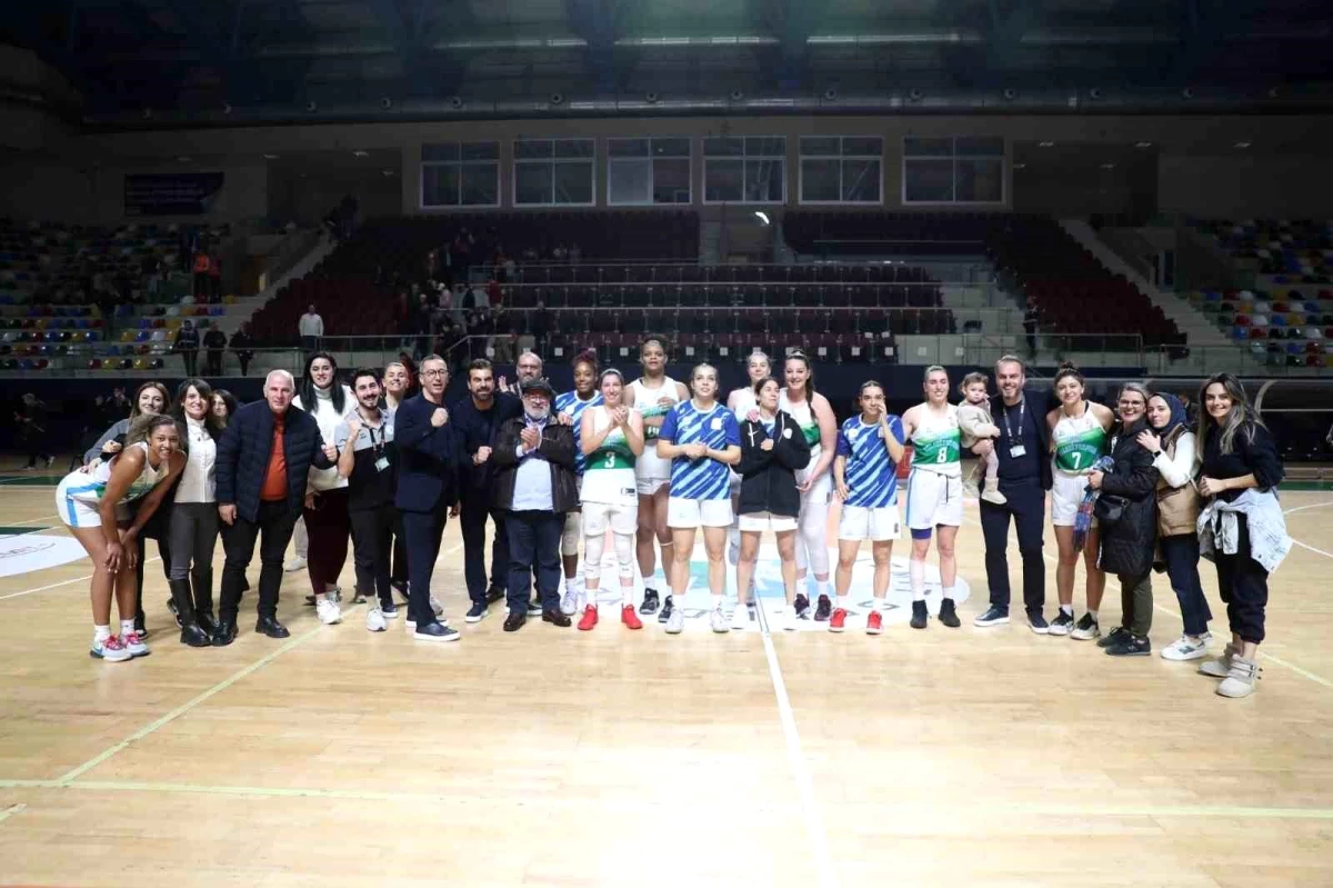 İzmit Belediyespor Kadın Basketbol Takımı Süper Lig’den çekildi