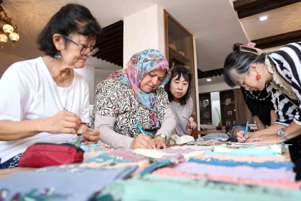 Japonlar Elazığ’da İğne Oyası Öğreniyor