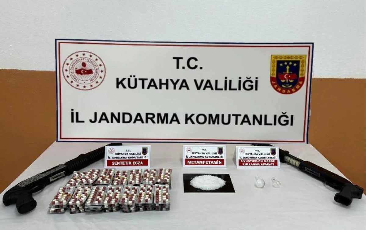 Kütahya’da Uyuşturucu ve Silah Operasyonu: 3 Şüpheli Tutuklandı