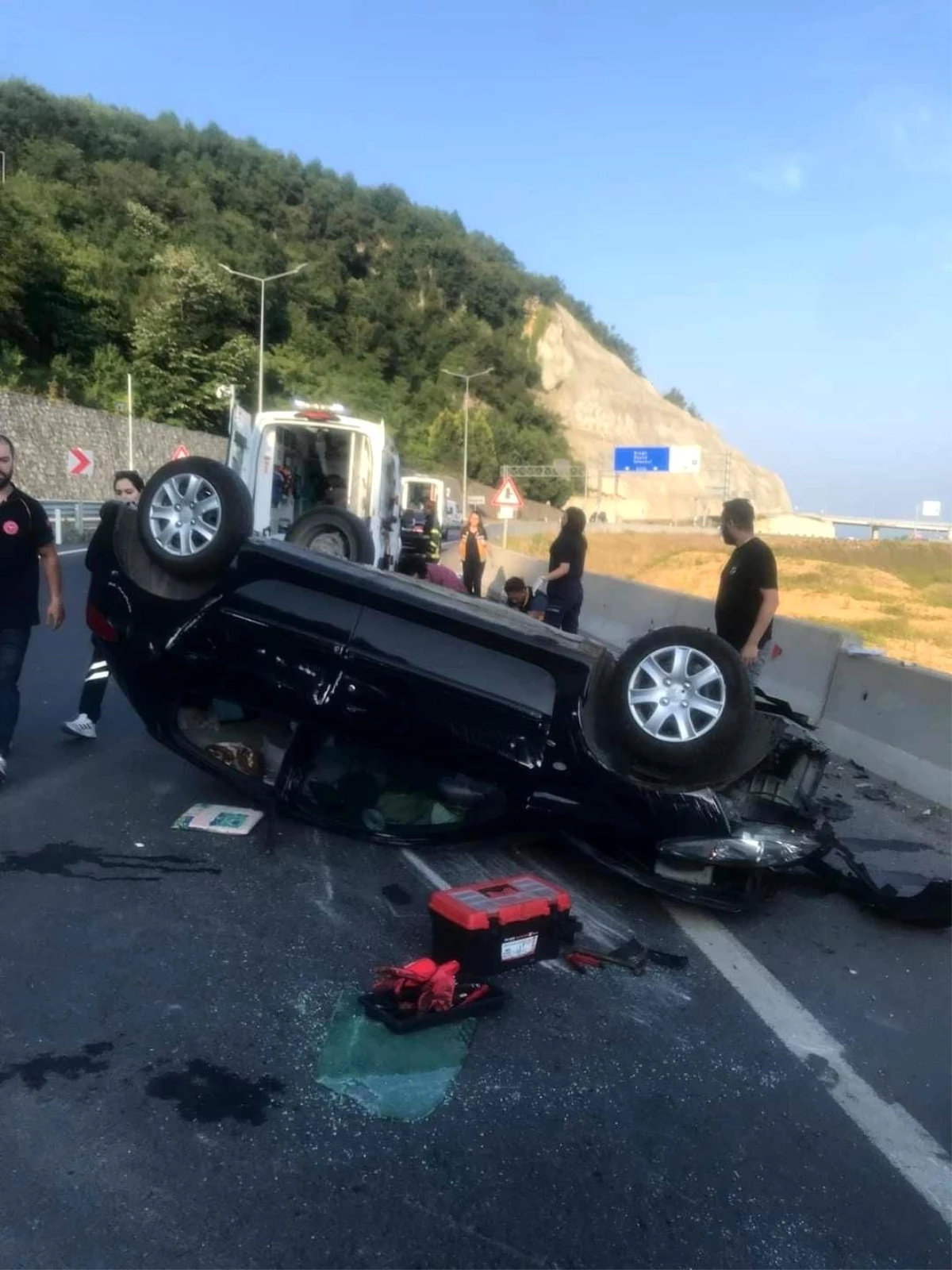 Zonguldak’ta otomobil takla attı: 5 yaralı