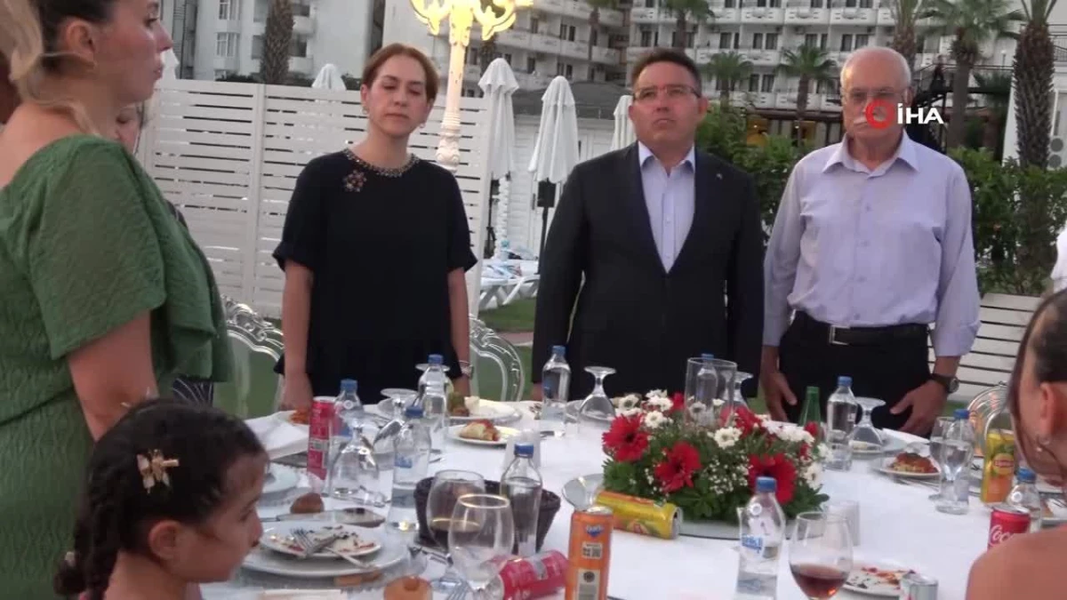 Marmaris’te 15 Temmuz şehitleri anısına yemek programı düzenlendi