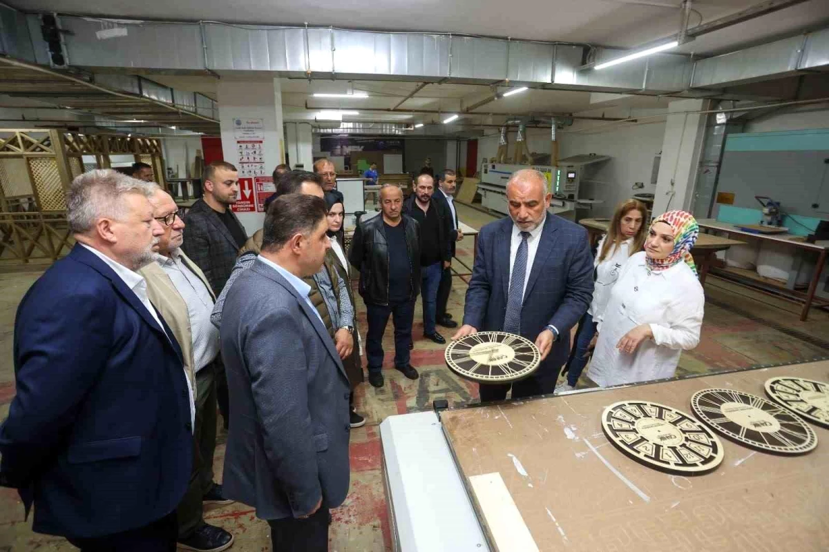 Samsun’da Canik Belediyesi Meslek Edindirme Kursları ile vatandaşlar meslek sahibi oluyor