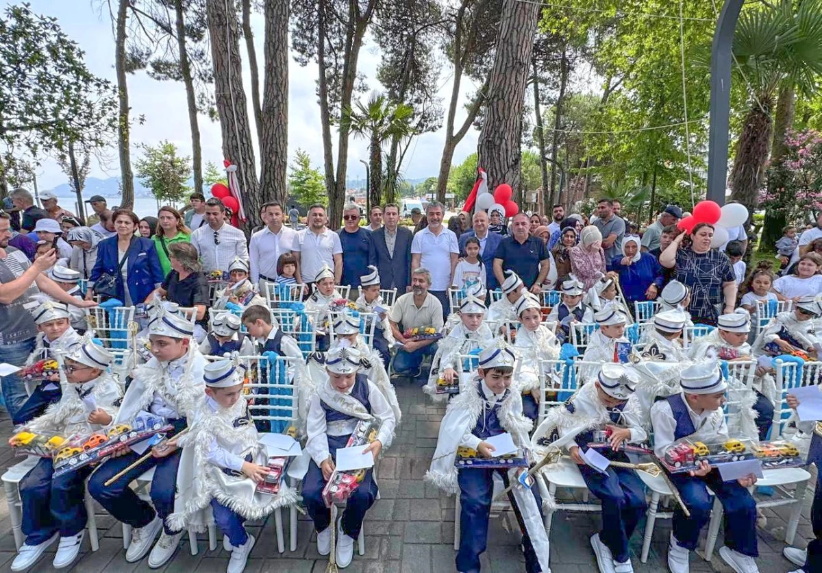 Ünye Belediyesi 60 Çocuğu Sünnet Ettirdi